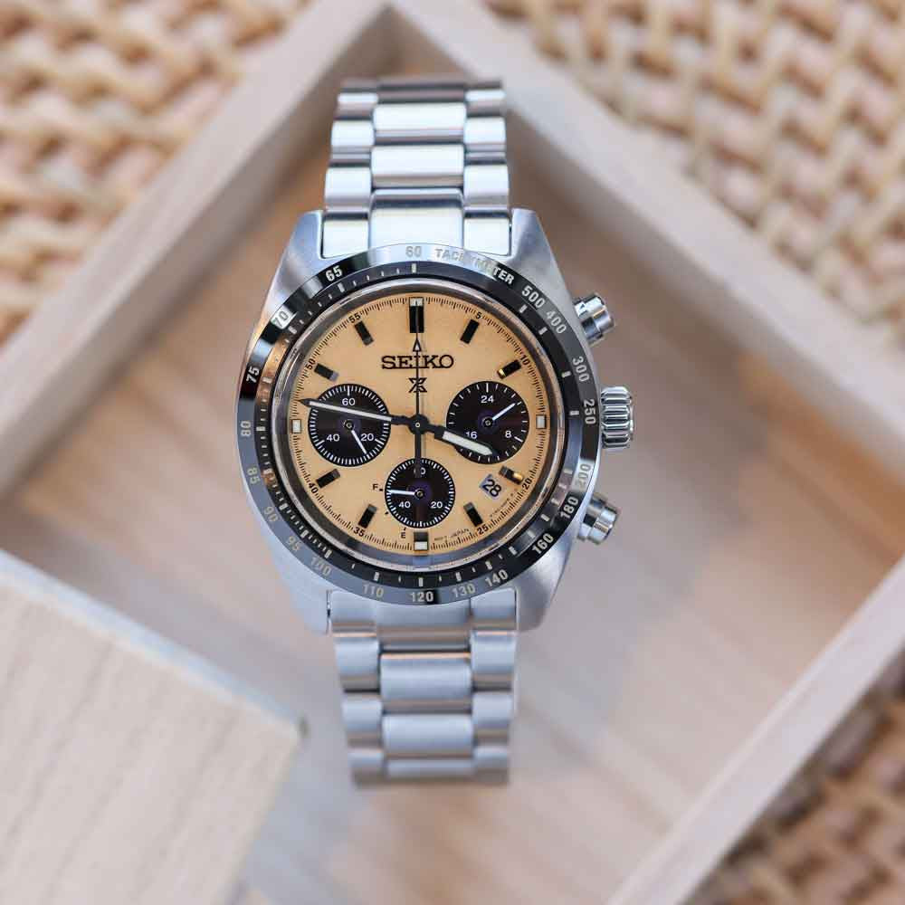 Seiko Prospex Speedtimer SSC817P1 lifestyle